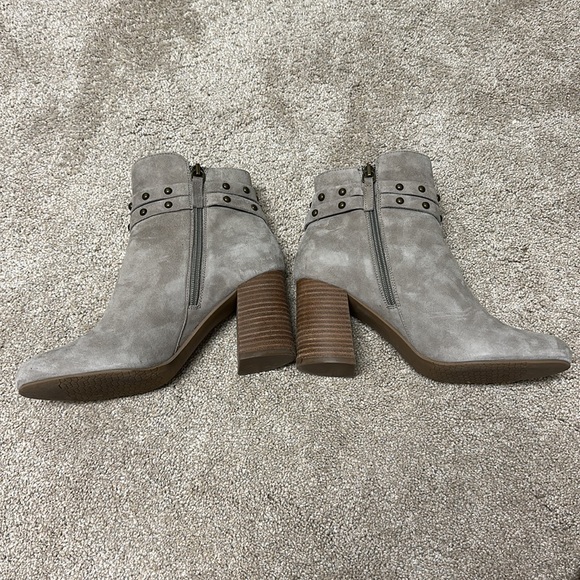 BP Taupe Embellished Booties size 8 - Picture 3 of 5